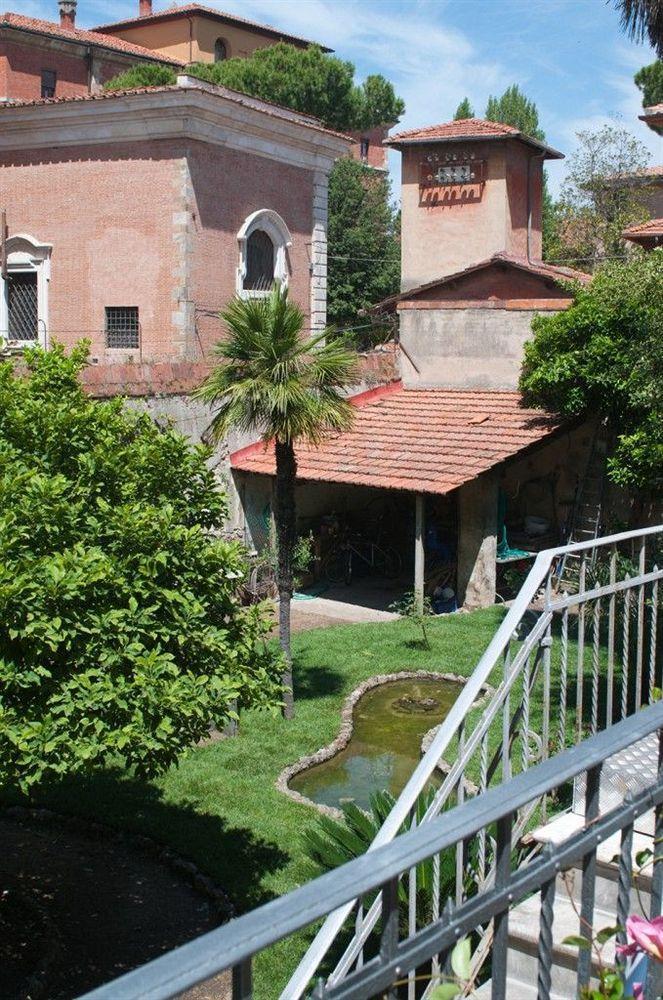 Borgo Largo 51 Bed & Breakfast Pisa Bagian luar foto
